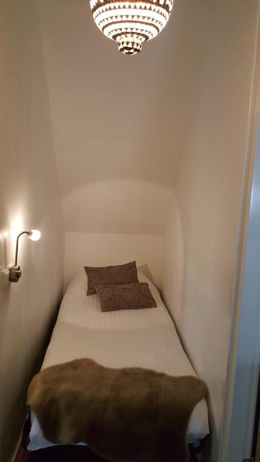 Byonz Bed & Breakfast Groningen Bagian luar foto